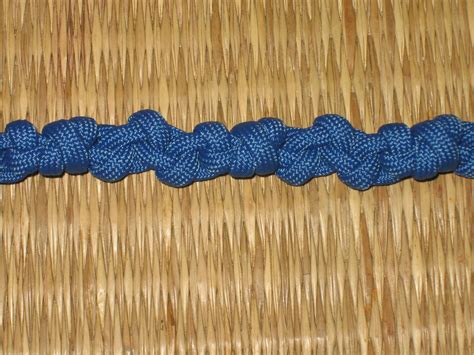 EVERYTHING PARACORD UK: thai paracord roper; cross knotting 550 ...