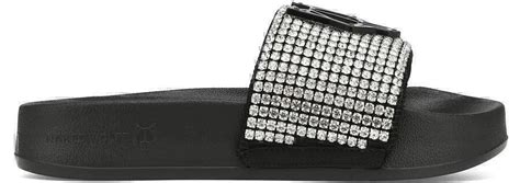 Naked Wolfe CelebStyle Org