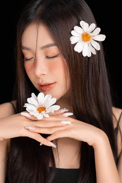 Hot Girl X Ng May Th Ch M B Th C Ch C B G O Nhan S C Trong Veo L I Quy N R Kh Ng Ng