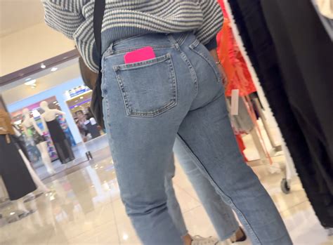 Sweet Latina W Friend Notices Cam OC Tight Jeans Forum