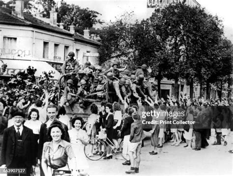 1,728 Liberation Of Paris August 1944 Stock Photos, High-Res Pictures ...