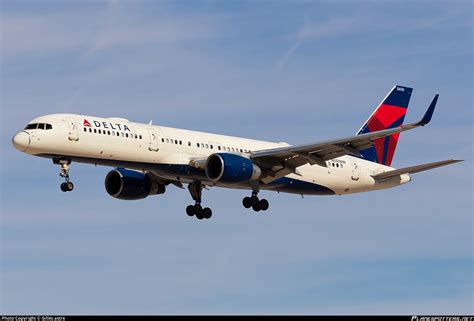 N550NW Delta Air Lines Boeing 757 251 WL Photo By Gilles Astre ID