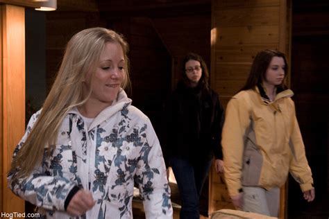 Lesbian Milfs Dia Zerva Amber Keen Engage In Pussy Toying Action Coedcherry