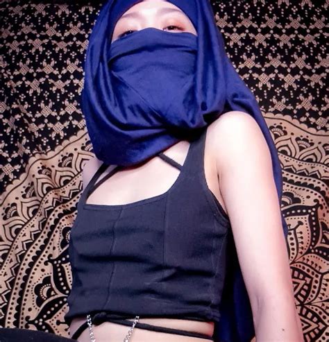 Show Me How Badly You Wanna Worship Me Nudes SlaveWorld NUDE PICS ORG