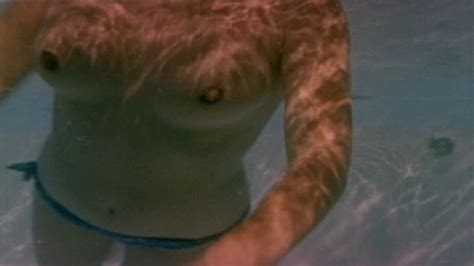 Mondo Topless Nude Pics P Gina