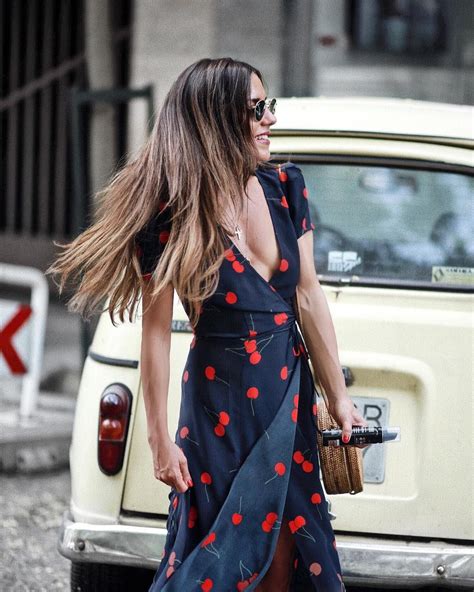 H A Ti T Qu Cherry Hot Ch Ng K M H A Ti T Hoa Hay Ch M Bi V L N