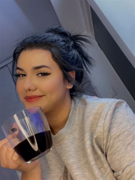 Violetta 21 Cam Model Gratis Live Sex Show Chat Stripchat