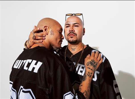 Una Pareja Gay Que Se Hizo Viral Se Sincera Sobre Su Emotiva Historia Plaza Diversa