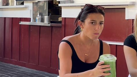 Public Bulge Catch Many Hot Girls Eyes