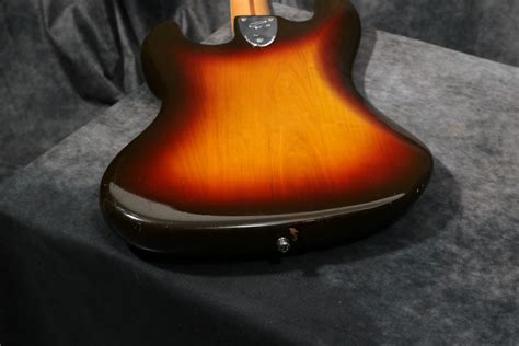 Fender Jazz Bass 1982 Sunburst Bass For Sale Andy Baxter Bass And Guitars Ltd