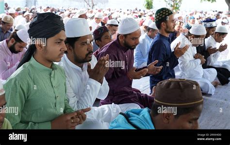 Beawar Rajasthan India June Indian Muslims Offer Namaz