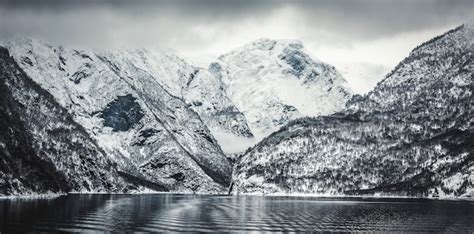 Premium Photo | Norwegian fjords in winter