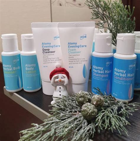 Атоми Дорожный Набор из 6 шт. средств по уходу за кожей и волосами ...