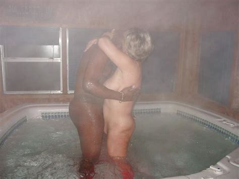 Hot Tub Porn Pic