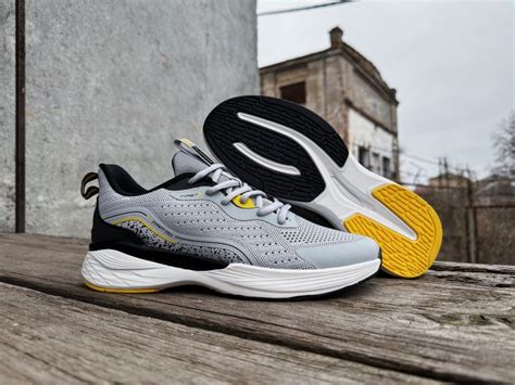 Мужские кроссовки BaaS Running M7573-7 43 27.5 см светло-серые ...