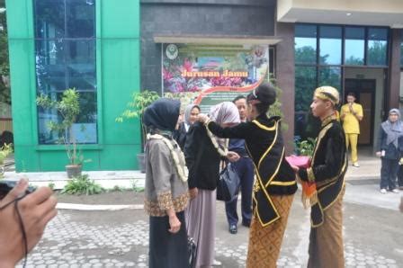 Visitasi Asesor Lam Pt Kes Dalam Rangka Akreditasi Prodi D Iii Jamu