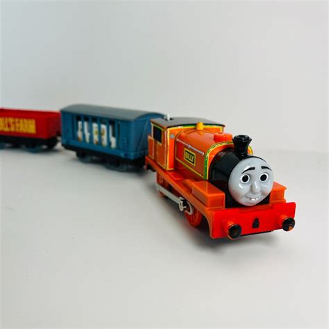 Thomas & Friends Trackmaster Billy Motorized Train Engine + Chicken Car ...