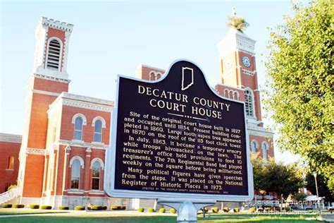 Decatur County Courthouse in Greensburg or What’s Up With That Tree ...