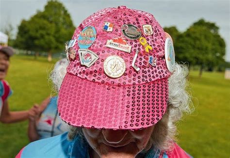 How Dragon Boating Helps Breast Cancer Survivours Thrive