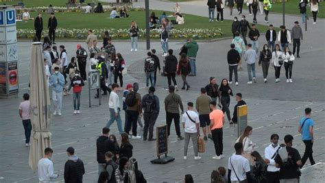 Viele Neuinfektionen Inzidenz Steigt In Stuttgart Erneut Sprunghaft