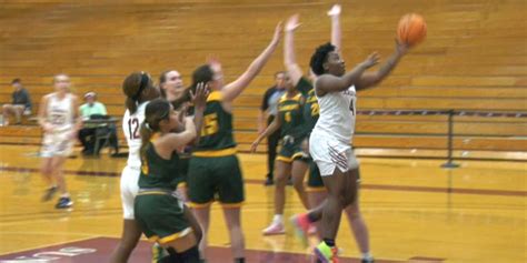 Suny Potsdam Splits Doubleheader On The Hardwood