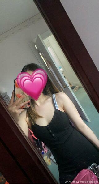 Asiangirlie Nude OnlyFans NudoStar TV