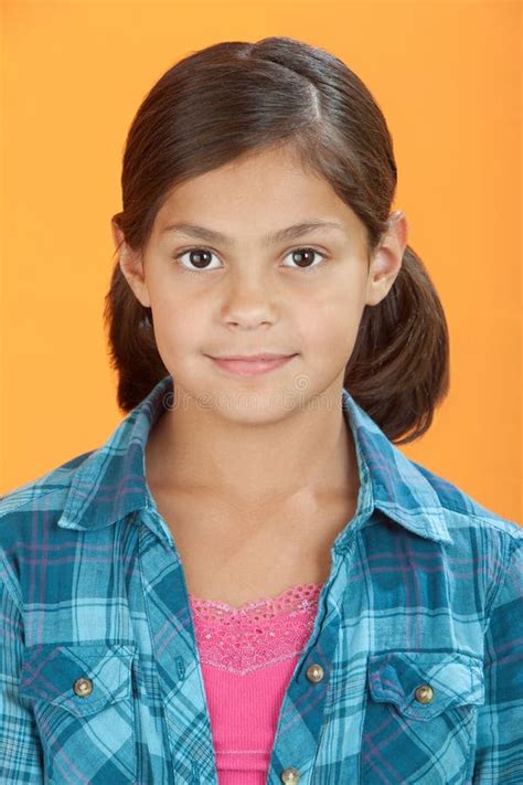 Nettes Latina Mädchen stockbild Bild von recht jung