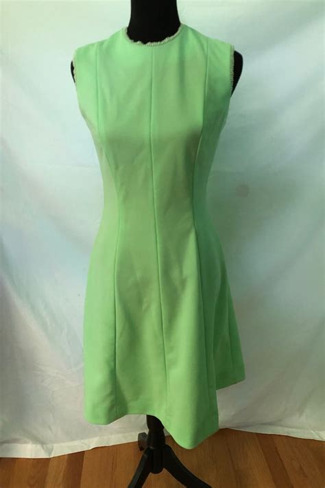 1960 S Mint Green White POLKA DOT Ruffled One Shoulde Gem