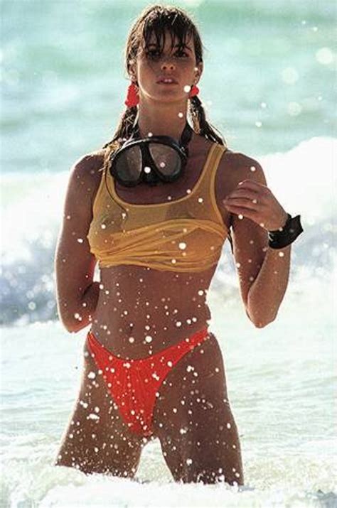 Naked Elle Macpherson Added 07 19 2016 By