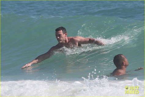 Luke Evans Bares Hot Body In Tiny Speedo On Vacation In Mexico Photo Luke Evans