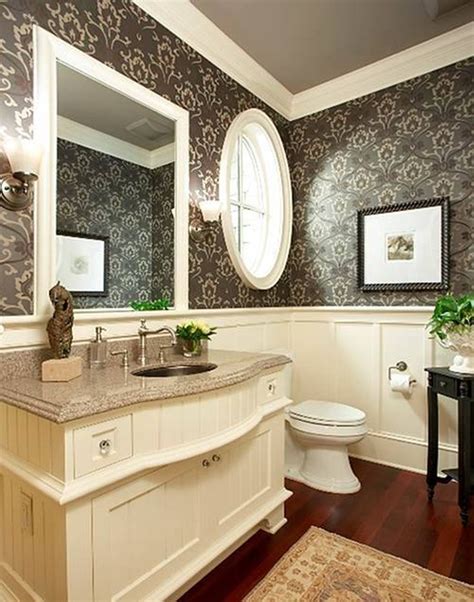 Молдинги в ванной комнате (34 фото)