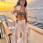 Salma Hayek Old Tits DrunkenStepFather