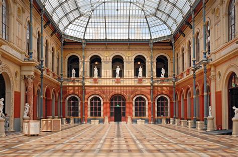 A Brief History Of The École Des Beaux Arts