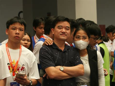 Gay C N Cu C Thi U Ng I M Y C A H C Sinh Thpt Mi N Trung T Y Nguy N