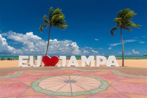 João pessoa paraíba brasil placa na praia de tambaú que diz eu amo