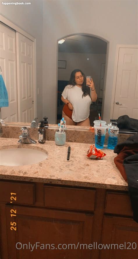 Mellowmel Mellowmelofficial Nude OnlyFans Leaks Fappening FappeningBook