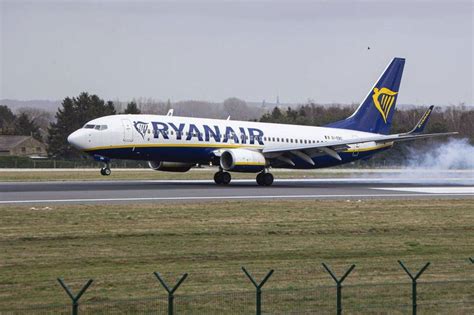 Unacceptable Ryanair alert as passengers warned over flights