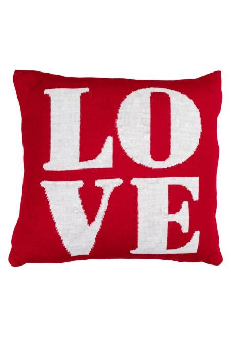 Декоративная подушка вязаная LOVE Декоративна подушка в'язана LOVE