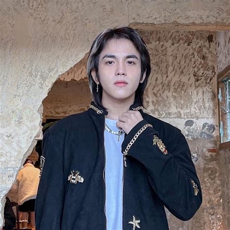 Ng Nh Nam Hot Tiktoker Tri U Followers L Ai