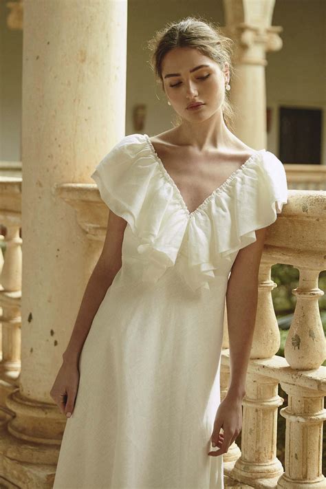 Vestidos De Novia Colour Nude El Encanto De La Sencillez