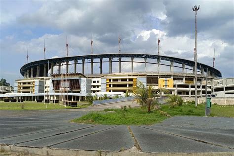 Foto Tak Mau Kalah Dari Ikn Pengelola Benahi Kompleks Stadion