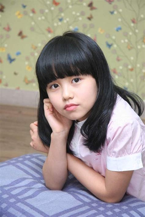 Cặp sao nhí tuổi Mão một thời hot nhất Kbiz Kim Yoo Jung Kim So Hyun là đối thủ từ nhỏ sắc vóc