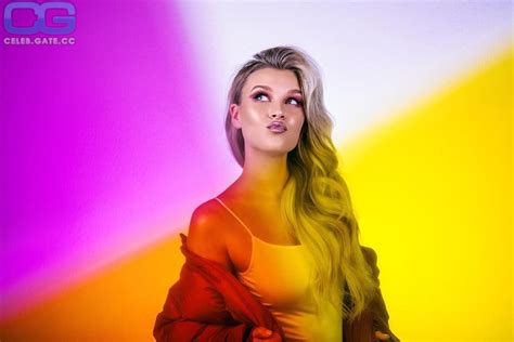 Dagi Bee Nude Pictures Photos Playboy Naked Topless Fappening