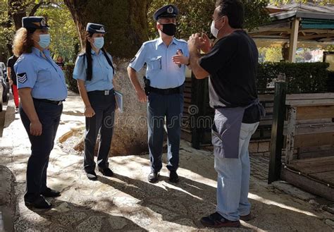 Editorial 10 Octomber 2020 Ioannina Greece Policemen Checking