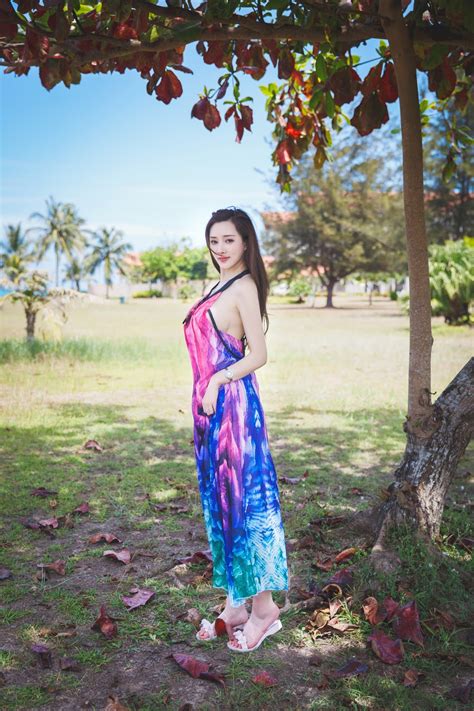 Zhou Yanxi 02 Cantik Sexy Hot