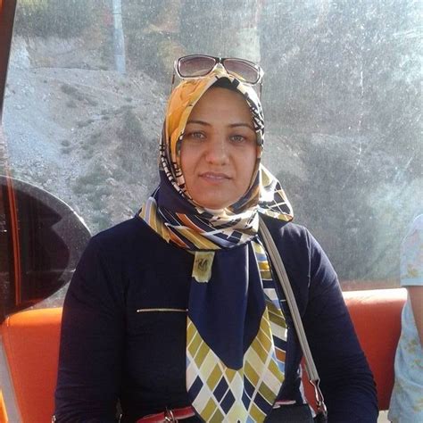 SEX HİKAYELERİ TÜRBANLI ANNEM AYNURU SİKTİM