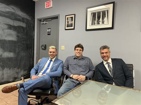 Sex Skandal Um Priester Porno Dreh Mit Zwei Dominas Auf Altar Exxpress