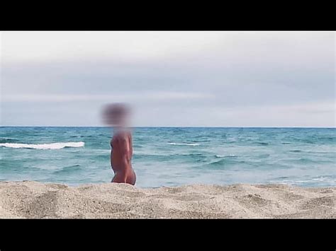 Polla Caliente En La Playa Francesa XVIDEOS