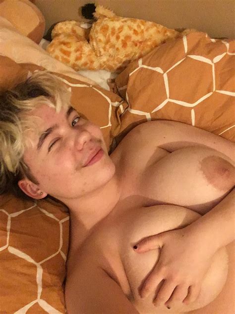 What Would You Do To My Tits R Bois