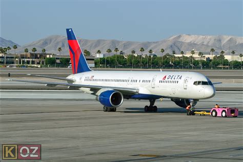 Delta Air Lines Boeing 757-232 (N673DL) | Delta 66 pushes fo… | Flickr